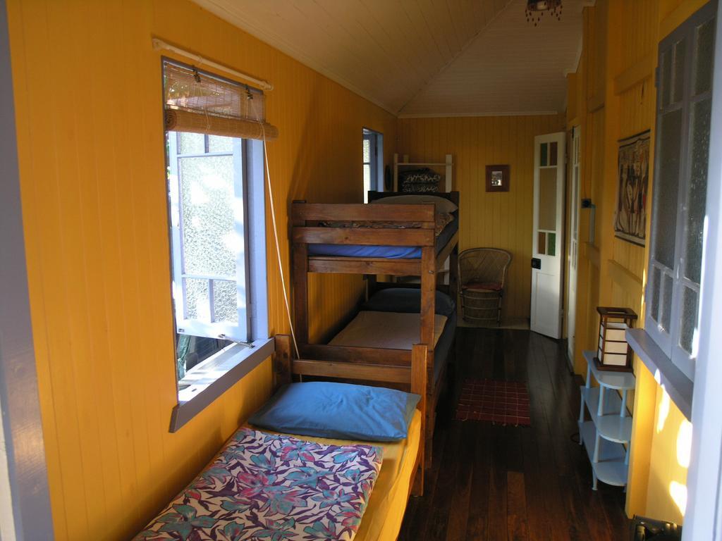 Mango Tourist Hostel Hervey Bay Rum bild