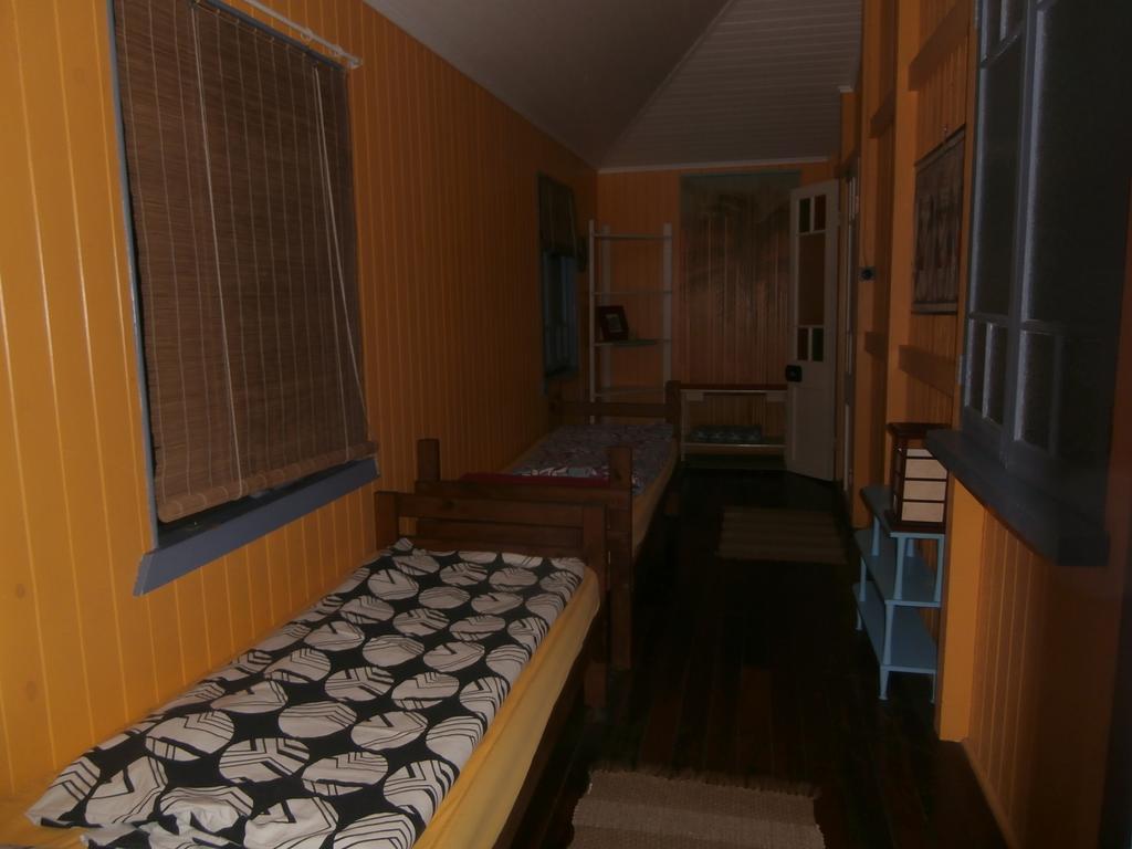 Mango Tourist Hostel Hervey Bay Rum bild