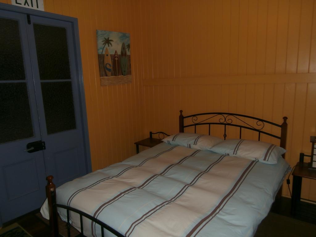 Mango Tourist Hostel Hervey Bay Rum bild