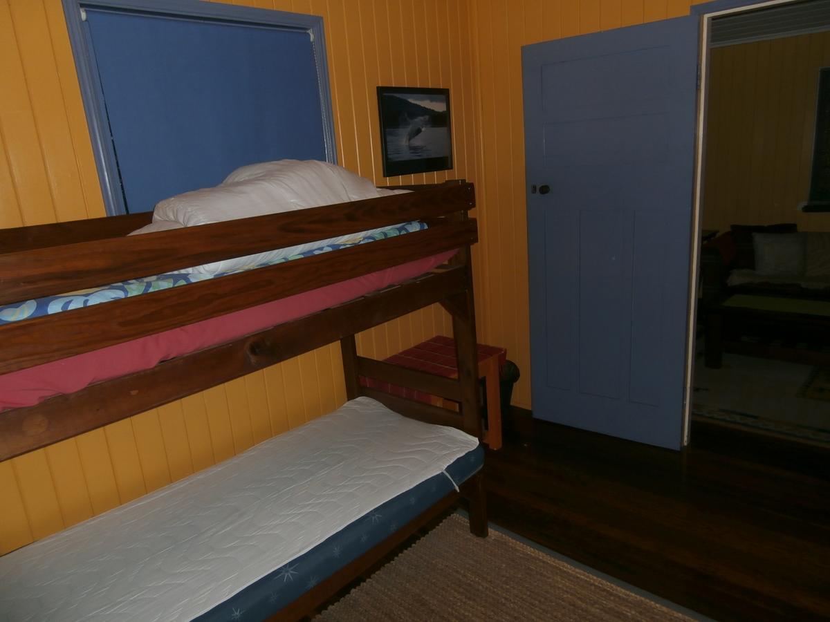 Mango Tourist Hostel Hervey Bay Rum bild